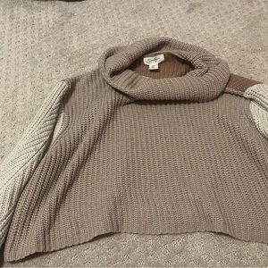 Tri color sweater